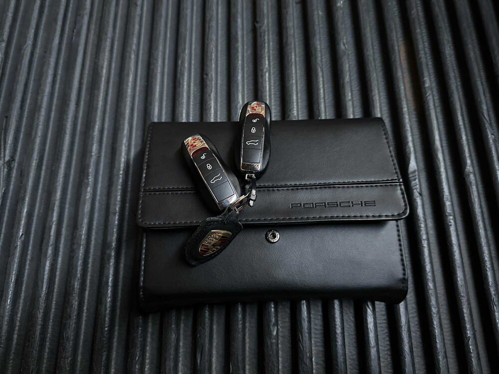 Porsche Cayenne S 4.8 V8 400pk 2012 -ORIG. NL-, 38-TTS-1