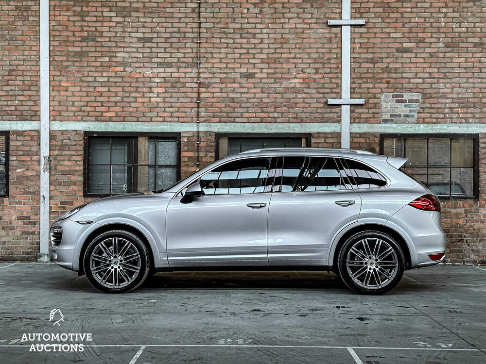 Porsche Cayenne S 4.8 V8 400pk 2012 -ORIG. NL-, 38-TTS-1