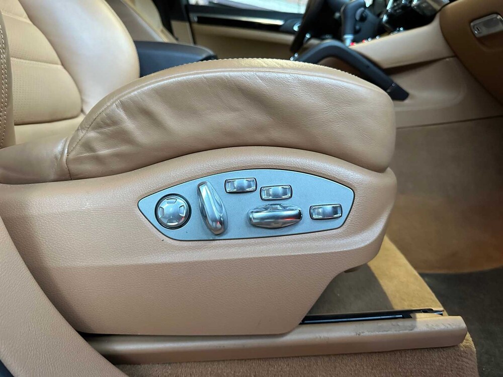 Porsche Cayenne S 4.8 V8 400pk 2012 -ORIG. NL-, 38-TTS-1