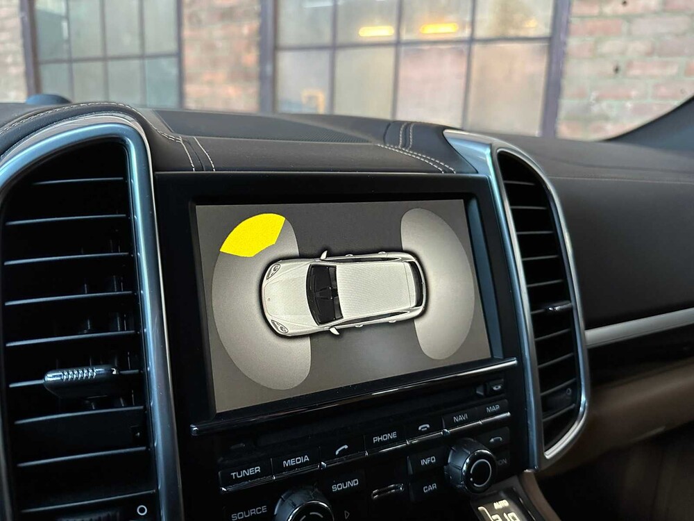 Porsche Cayenne S 4.8 V8 400pk 2012 -ORIG. NL-, 38-TTS-1