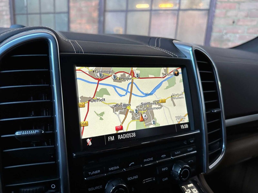 Porsche Cayenne S 4.8 V8 400pk 2012 -ORIG. NL-, 38-TTS-1