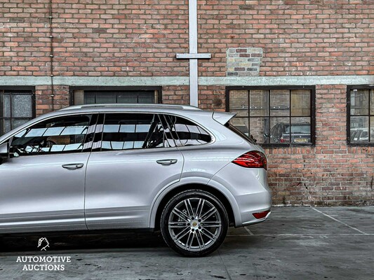 Porsche Cayenne S 4.8 V8 400pk 2012 -ORIG. NL-, 38-TTS-1