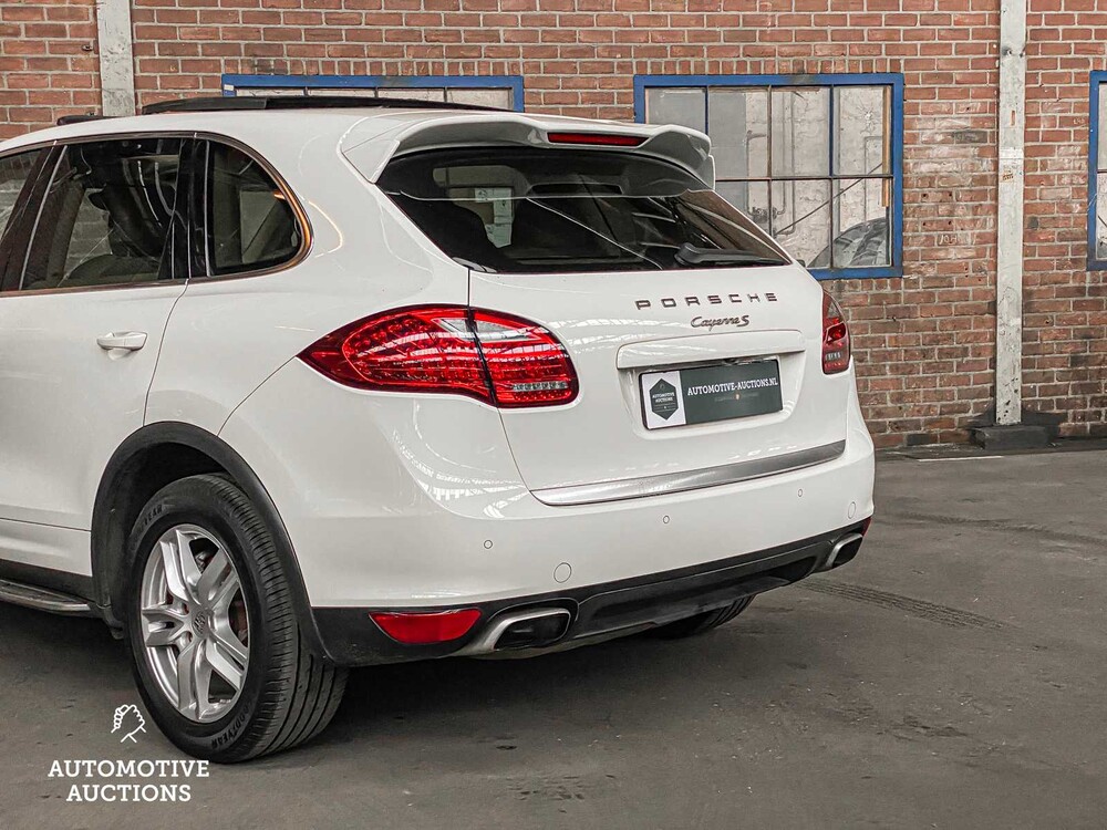 Porsche Cayenne S E-Hybrid 380pk 2012