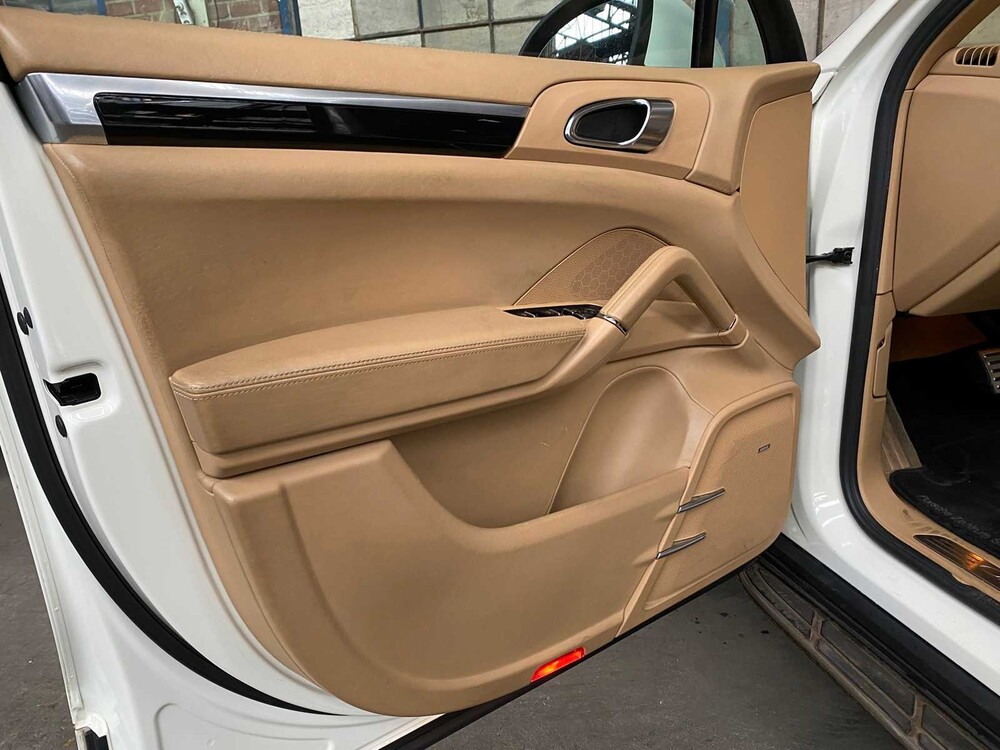 Porsche Cayenne S E-Hybrid 380pk 2012