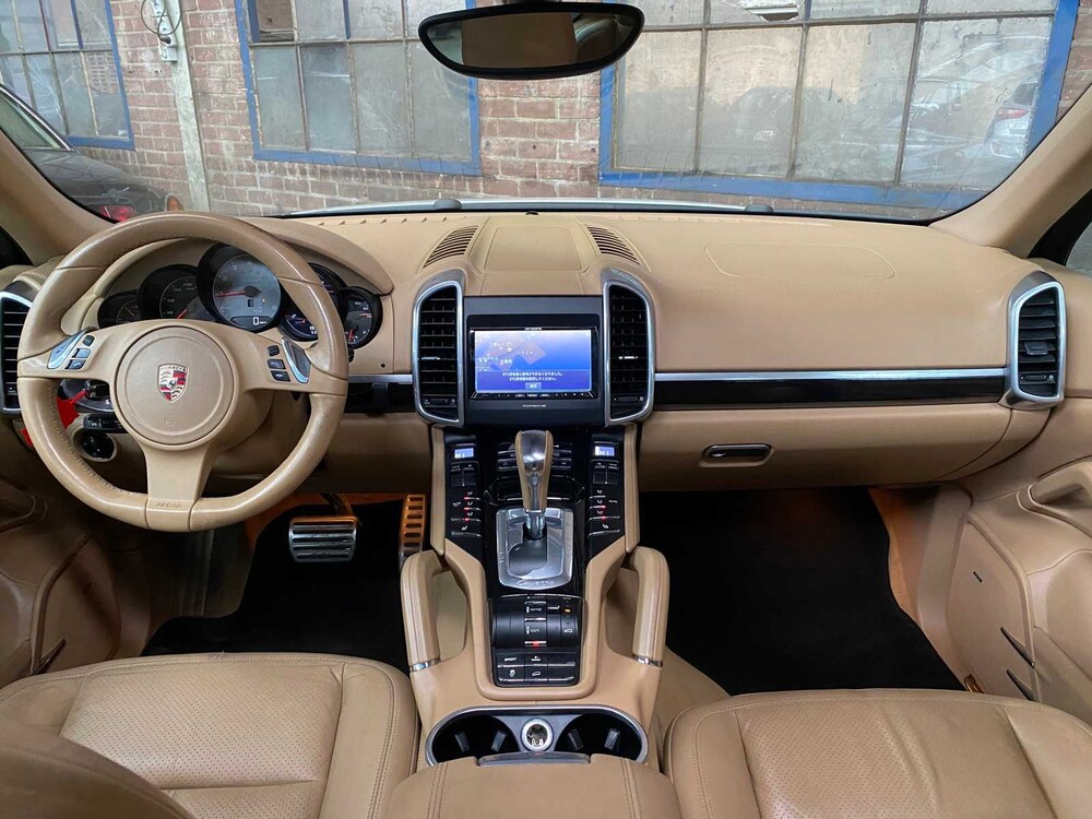 Porsche Cayenne S E-Hybrid 380pk 2012