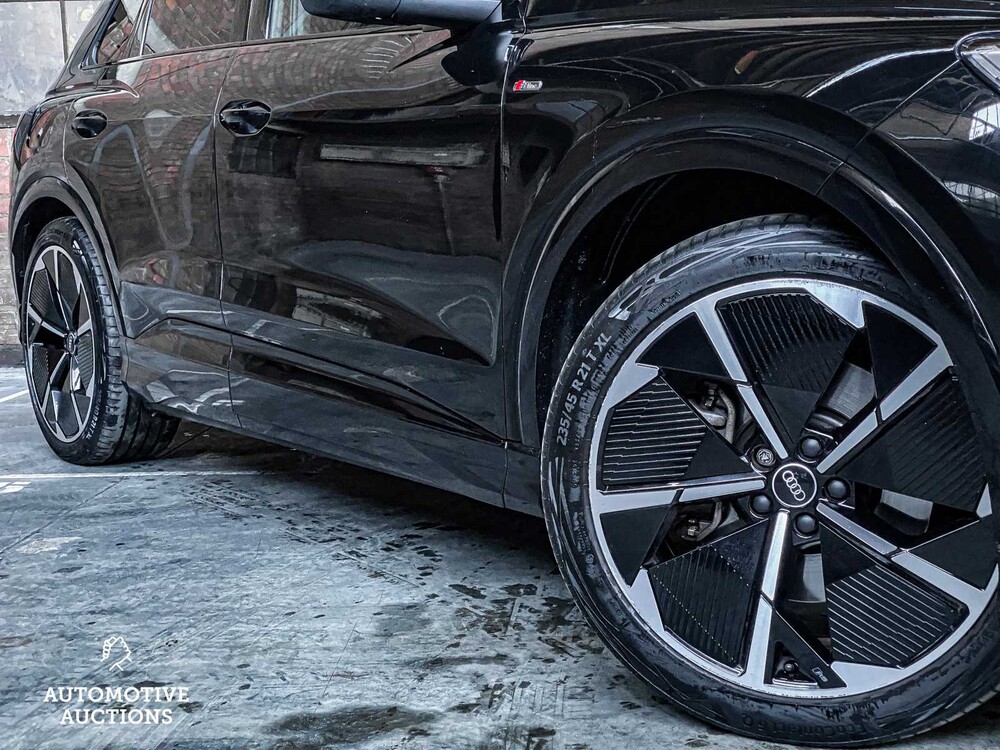 Audi Q4 E-Tron 40 Launch edition S Competition 77 kWh 204PS 2021 ORIG-NL, N-016-FZ