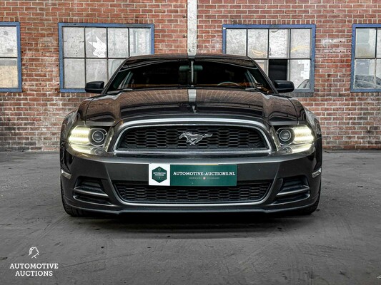 Ford Mustang 3.7 V6 305pk 2014, S-226-SJ