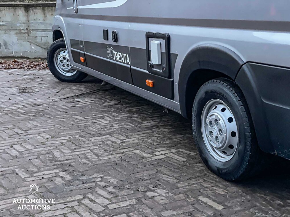 Citroen Possl Trenta 640 140pk 2020