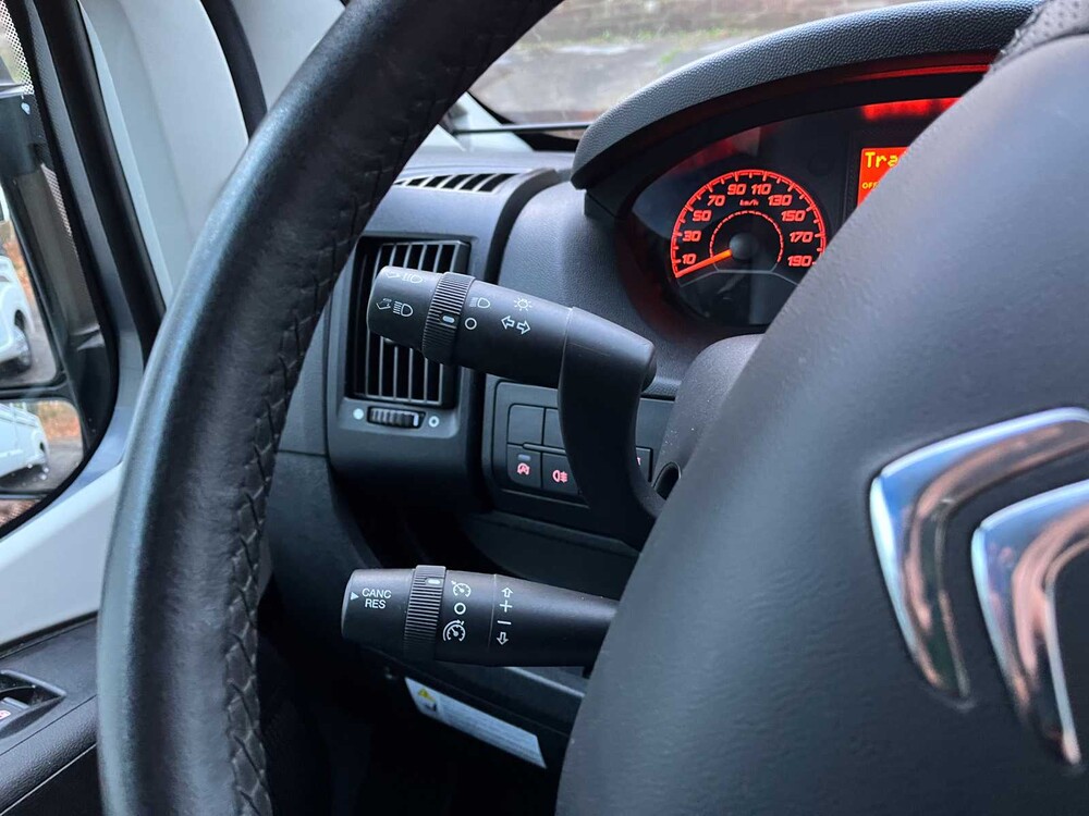 Citroen Possl Trenta 640 140pk 2020