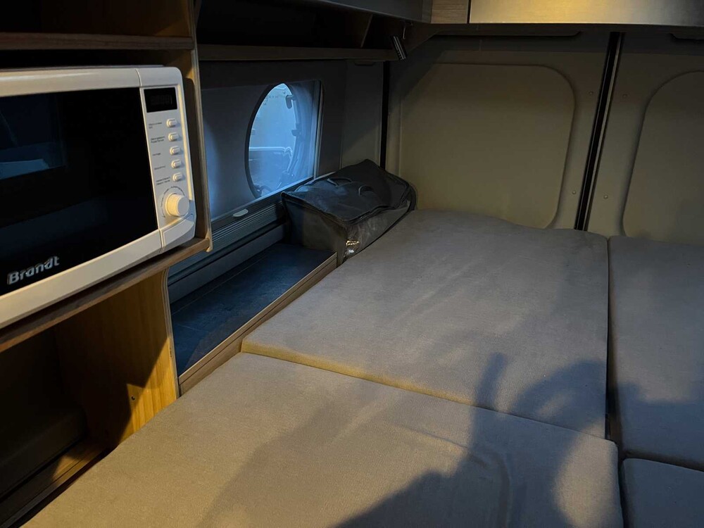 Citroen Possl Trenta 640 140pk 2020