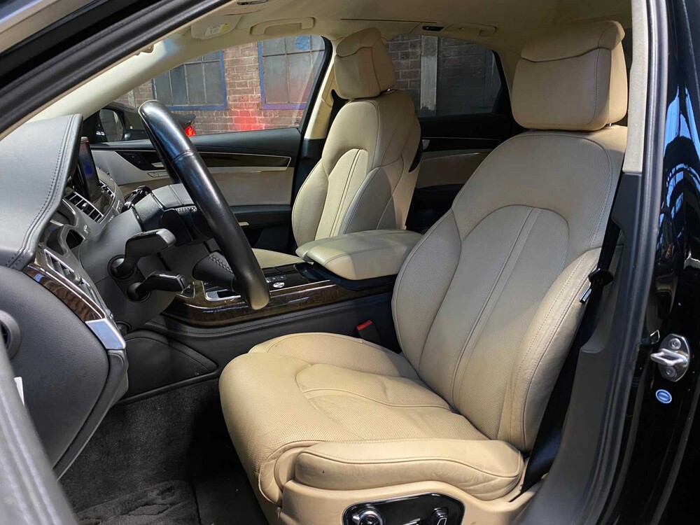 Audi A8 FSI QUATTRO PRO LINE +4.2 V8 372pk 2011