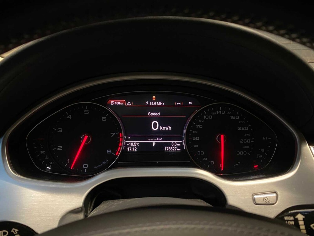 Audi A8 FSI QUATTRO PRO LINE +4.2 V8 372pk 2011