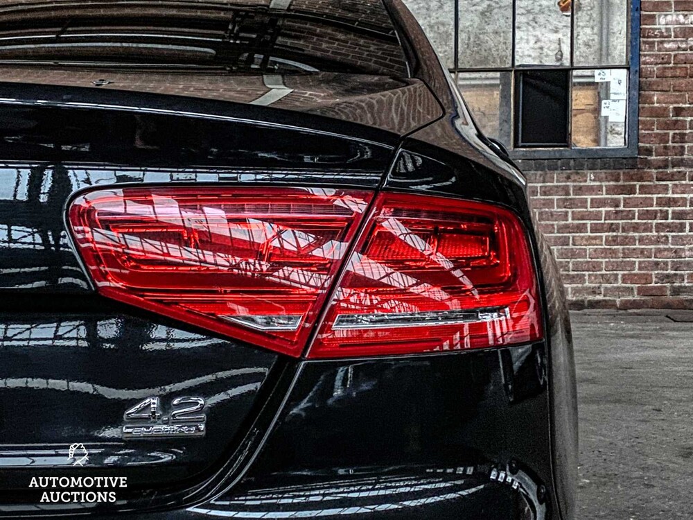 Audi A8 FSI QUATTRO PRO LINE +4.2 V8 372pk 2011