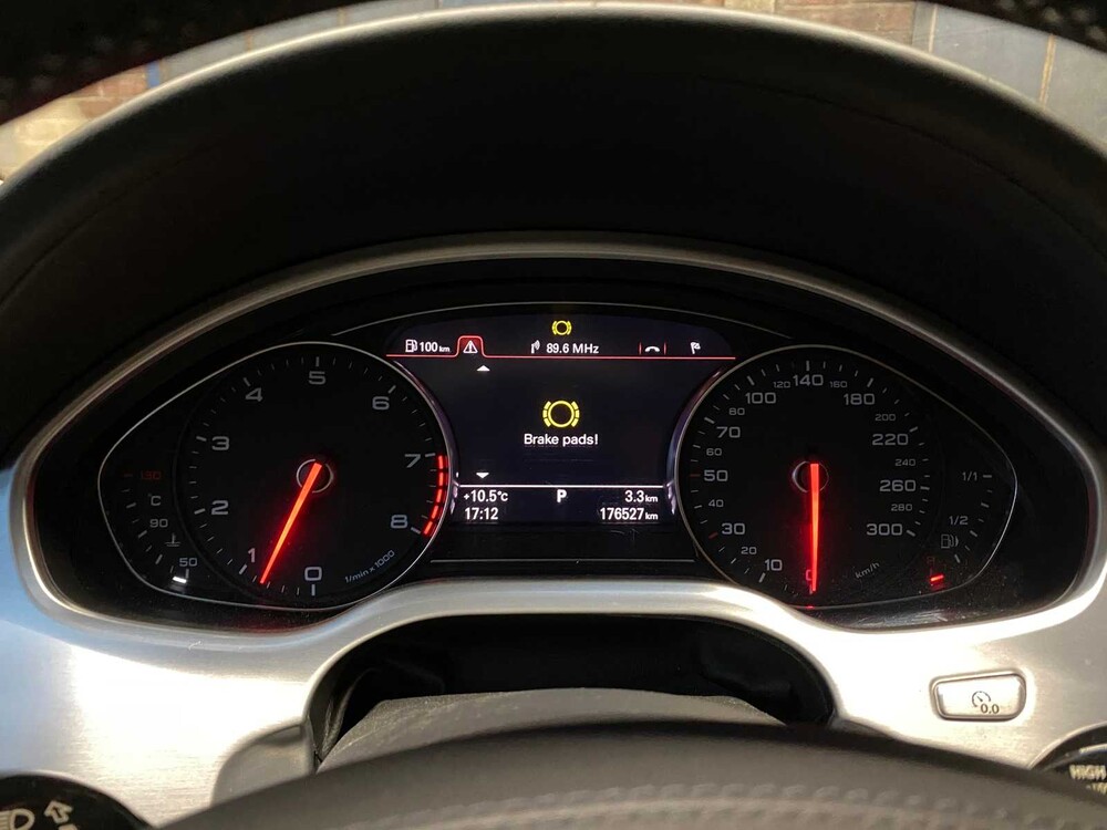 Audi A8 FSI QUATTRO PRO LINE +4.2 V8 372pk 2011