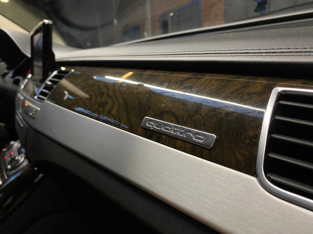 Audi A8 FSI QUATTRO PRO LINE +4.2 V8 372pk 2011