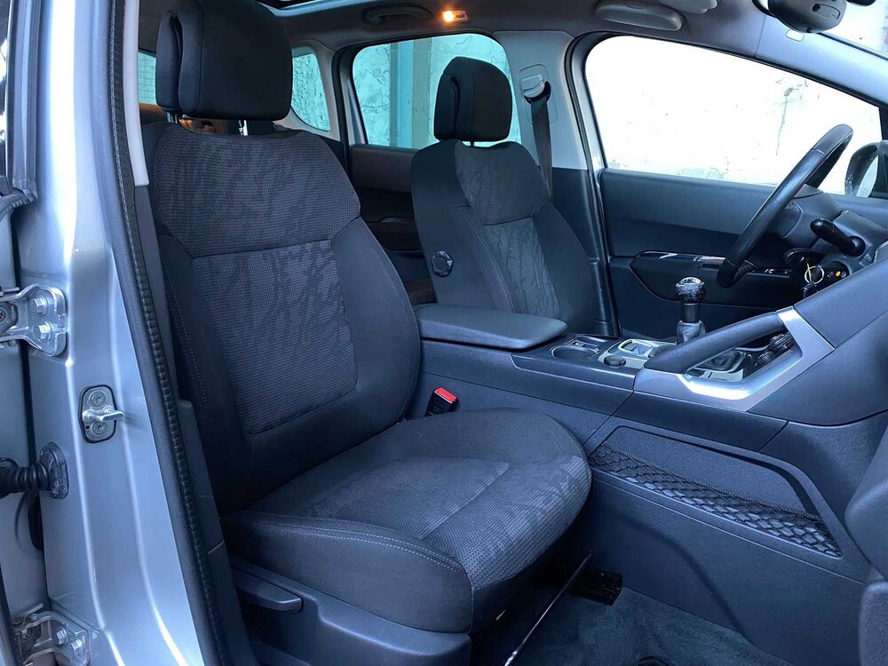 Peugeot 3008 1.6 VTi Première 120PS 2009 -Orig. GB-, 52-KHT-3