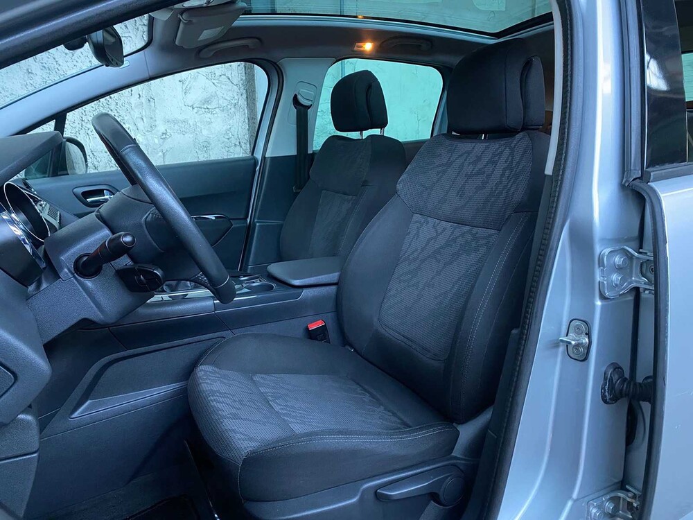 Peugeot 3008 1.6 VTi Première 120PS 2009 -Orig. GB-, 52-KHT-3