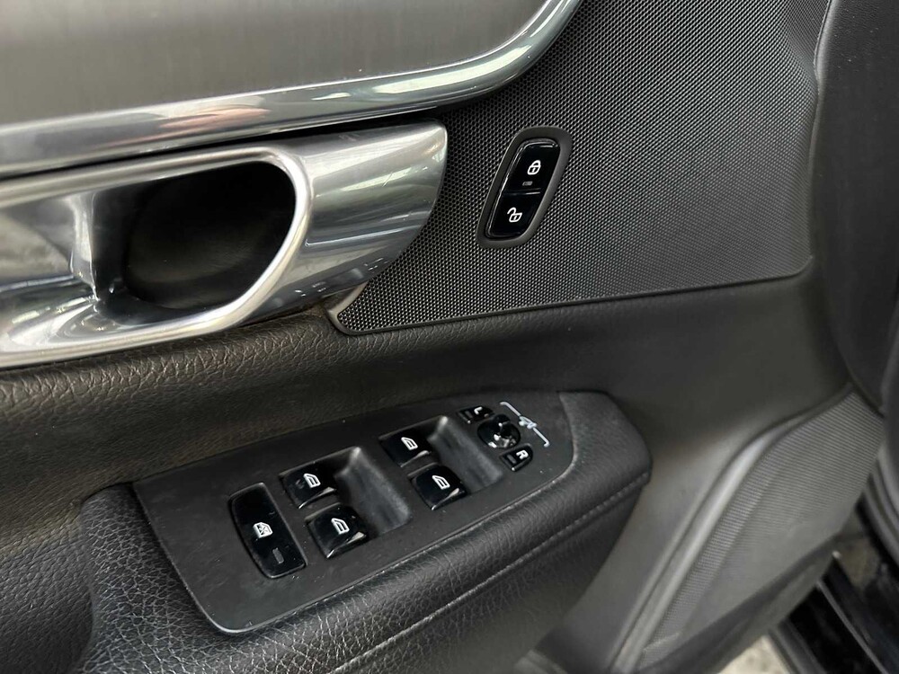 Volvo V90 T8 Twin Engine Hybrid 408PS 2017