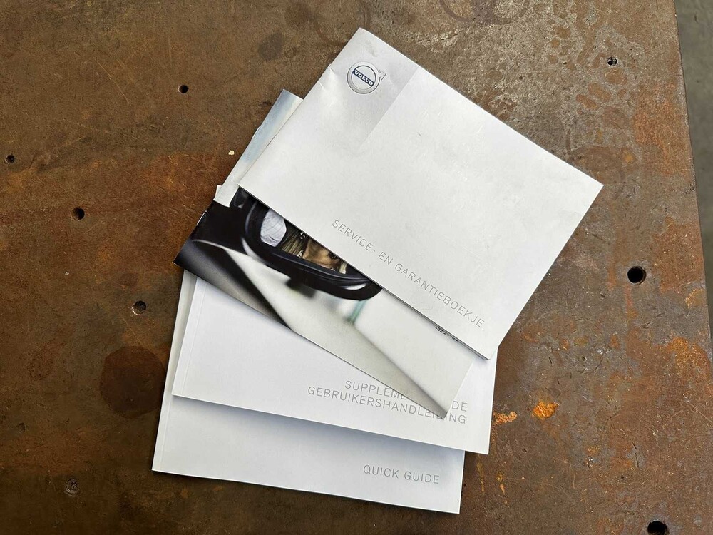 Volvo V90 T8 Twin Engine Hybrid 408PS 2017