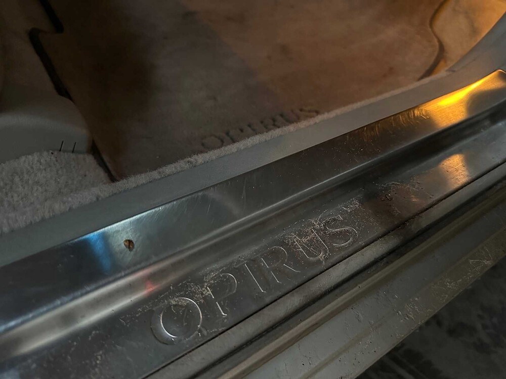 Kia Opirus 3.5 V6 203pk 2004 -Orig. NL-, 99-NZ-ZJ