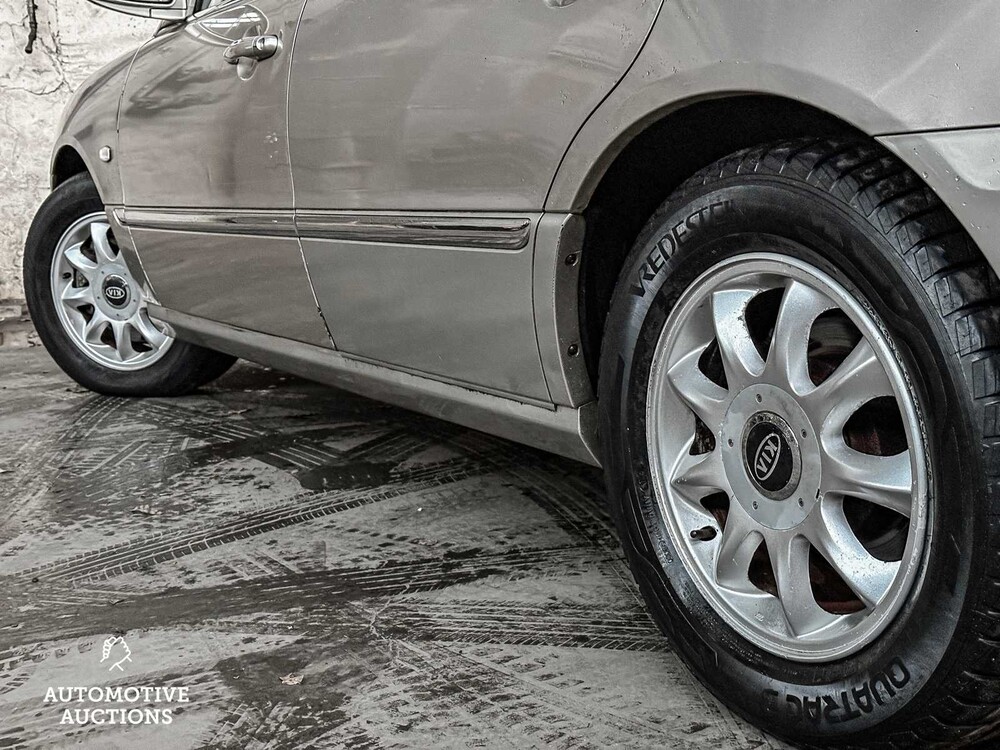 Kia Opirus 3.5 V6 203pk 2004 -Orig. NL-, 99-NZ-ZJ