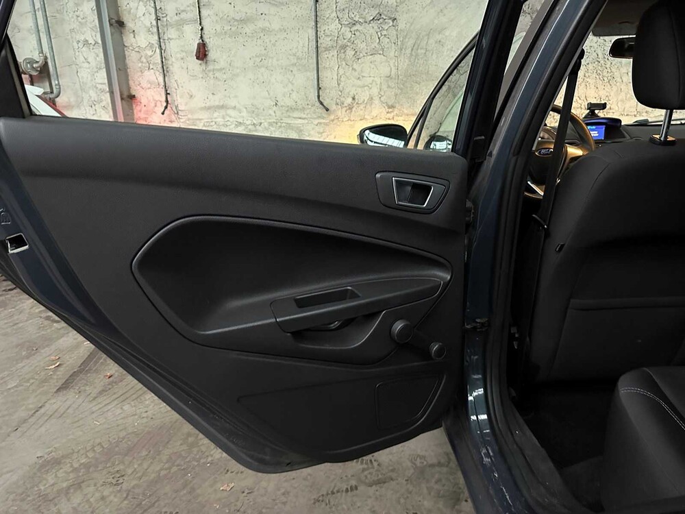 Ford Fiesta 1.0 Style 65PS 2013 -Orig. NL-, 2-SNN-82