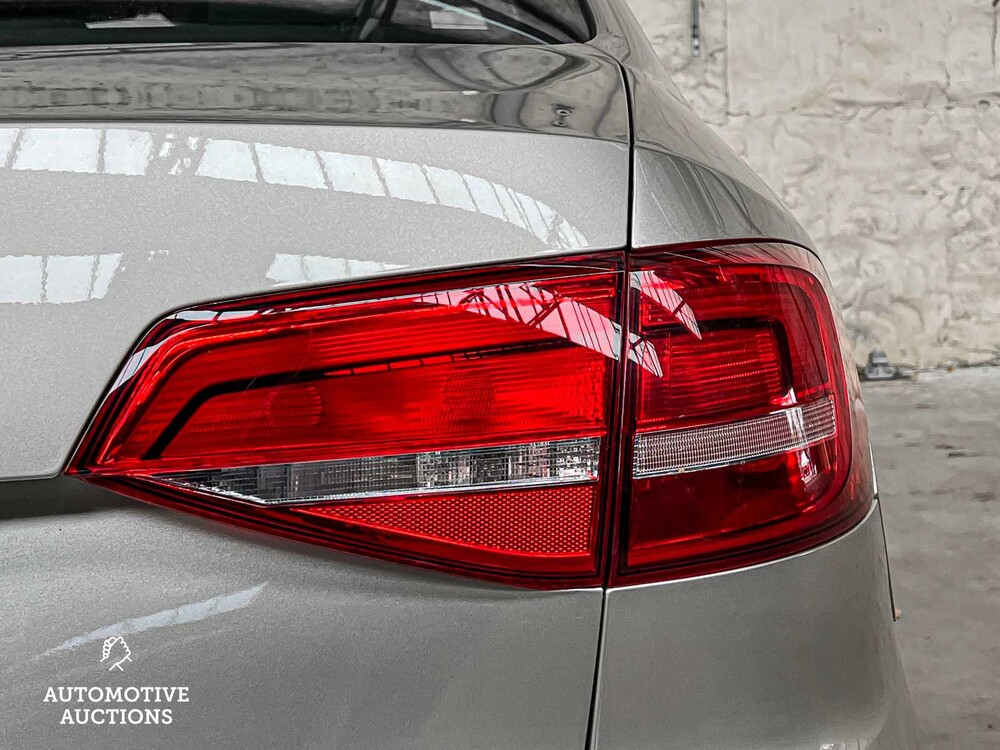 Volkswagen Jetta 2.0 S SOHC 154PS 2015