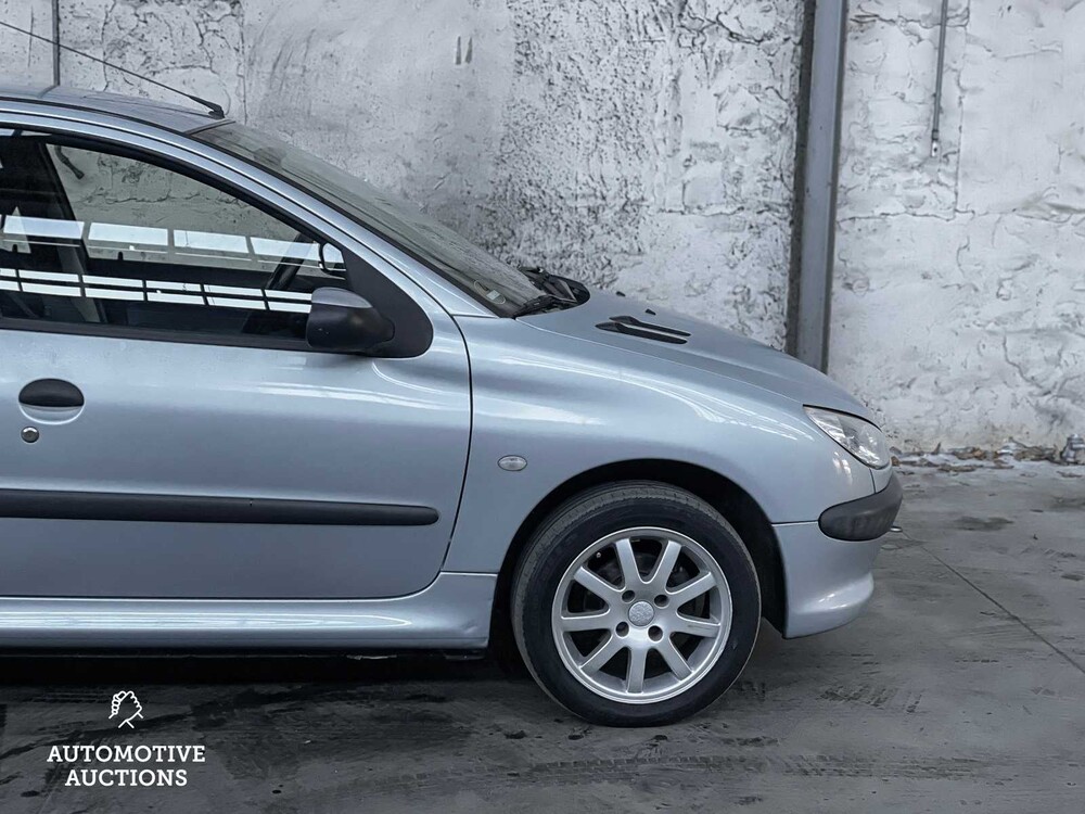 Peugeot 206 1.4 Pop' Art 75PS 2004 -Orig. NL-, 54-PF-LL