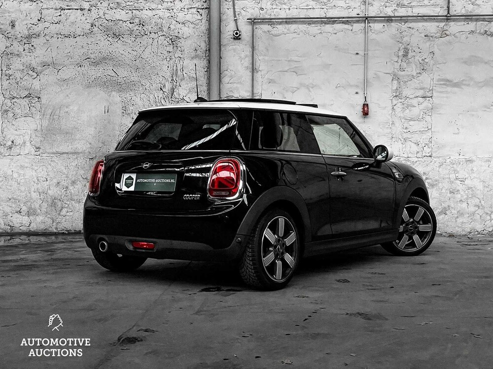 Mini 1.5 Cooper 60 Jahre Edition 136PS 2019 -Orig. NL-, ZL-236-Z