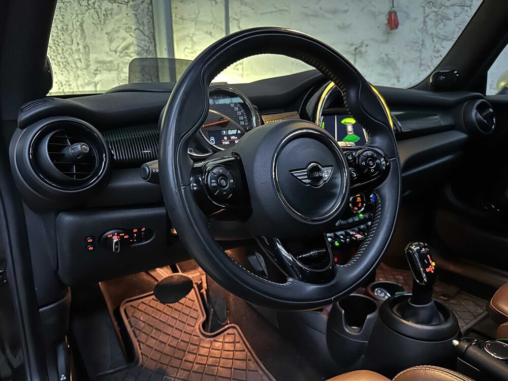 Mini 1.5 Cooper 60 Jahre Edition 136PS 2019 -Orig. NL-, ZL-236-Z