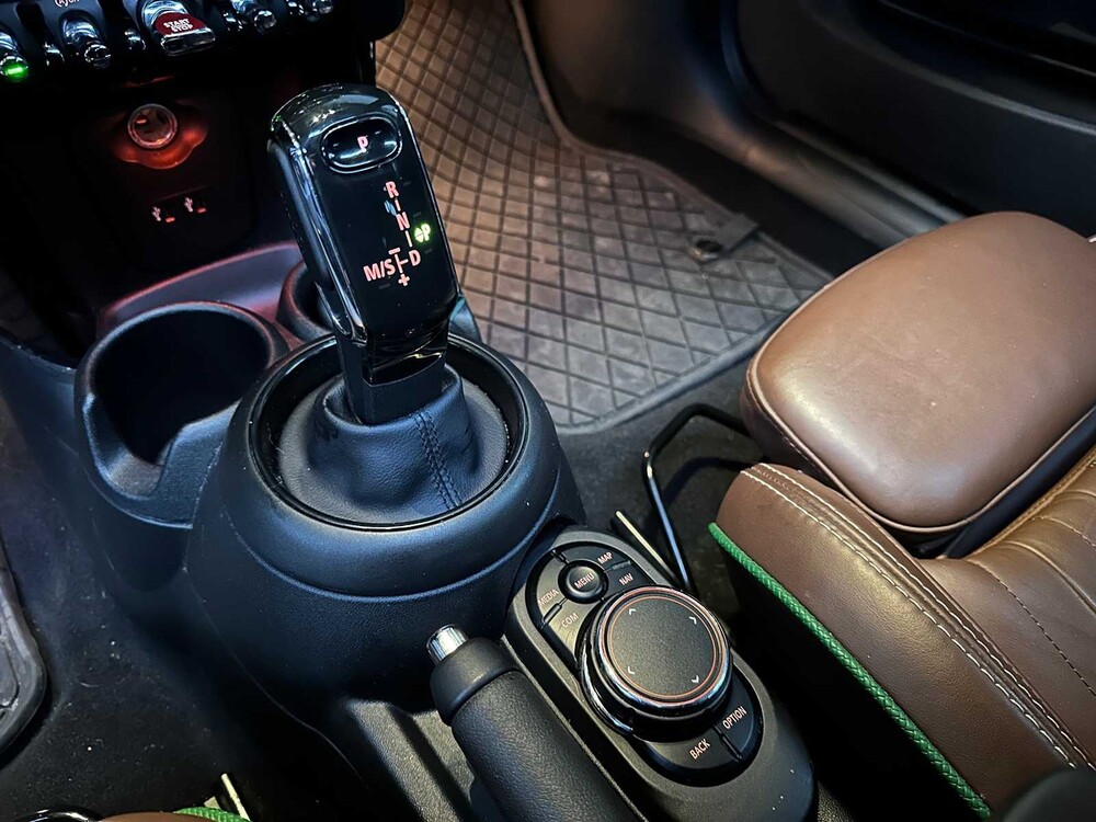 Mini 1.5 Cooper 60 Jahre Edition 136PS 2019 -Orig. NL-, ZL-236-Z