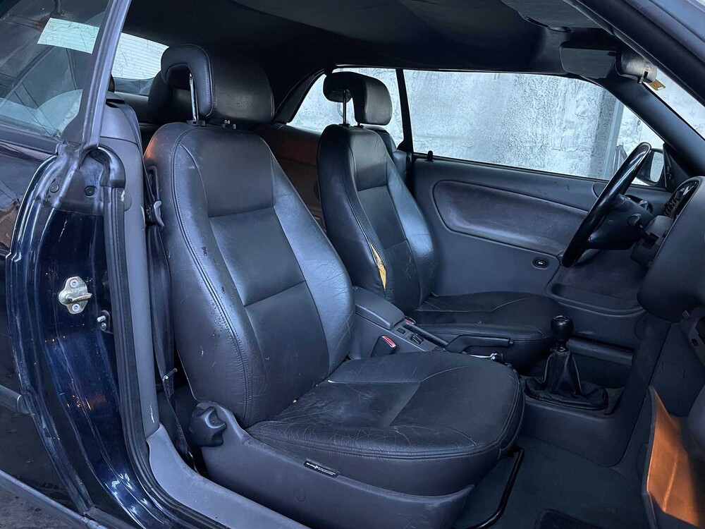 Saab 9-3 Cabrio 2.0t S 154hp 2000, 26-HB-ZK