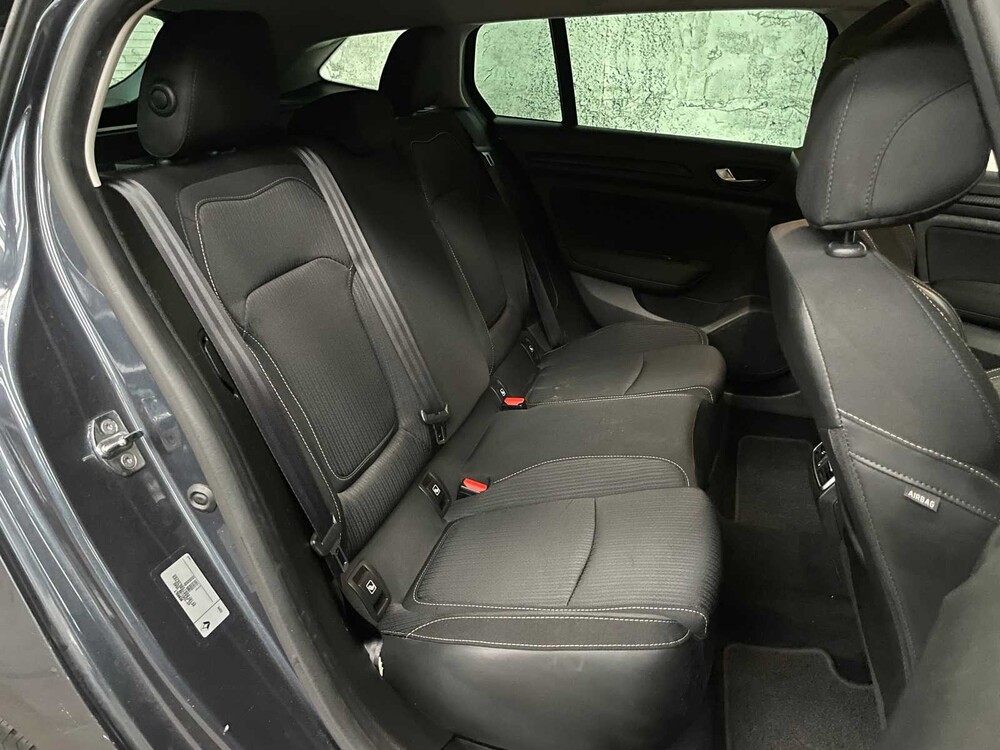 Renault Mégane Kombi 1.2 TCe Limited 132PS 2018 -Orig. NL-, SF-883-B