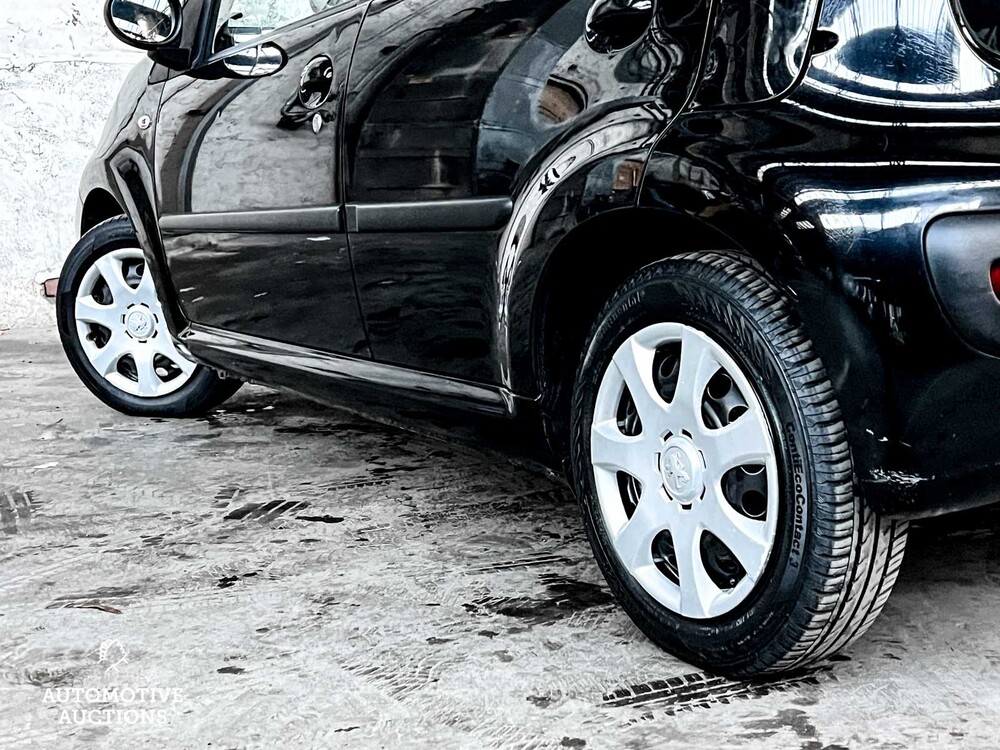 Peugeot 107 1.0-12V XS 68PS 2012 -Orig. GB-, 38-TLR-2-KARTON