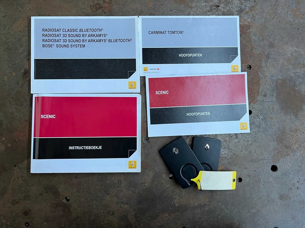 Renault Grand Scénic 1.4 TCe Bose 7p. 131PS 2011 -Orig. NL-, 25-SPX-2