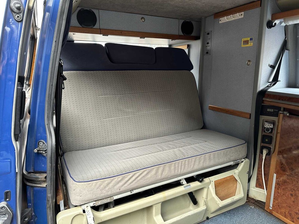 Volkswagen Carthago Wohnmobilbus 102PS 2001, 38-VKV-2