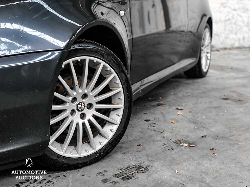 Alfa Romeo GT 2.0 JTS Distinctive 166PS 2005 -Orig. NL-, 79-RV-LJ