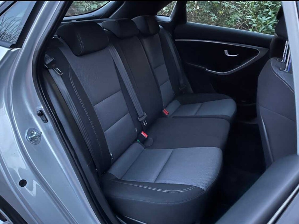 Hyundai i30 CW 1.4i i-Motion 99PS 2012, 5-XBN-02