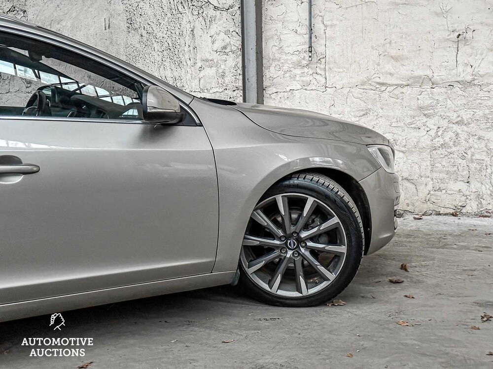 Volvo V60 2.0 T5 Ocean Race 245PS 2015 245PS 2015, N-183-LT