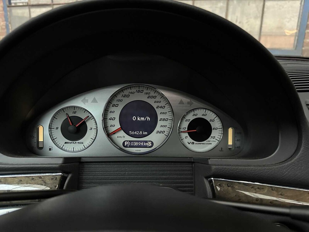 Mercedes-Benz E55 AMG Combi 5.5 V8 476pk 2004 Youngtimer