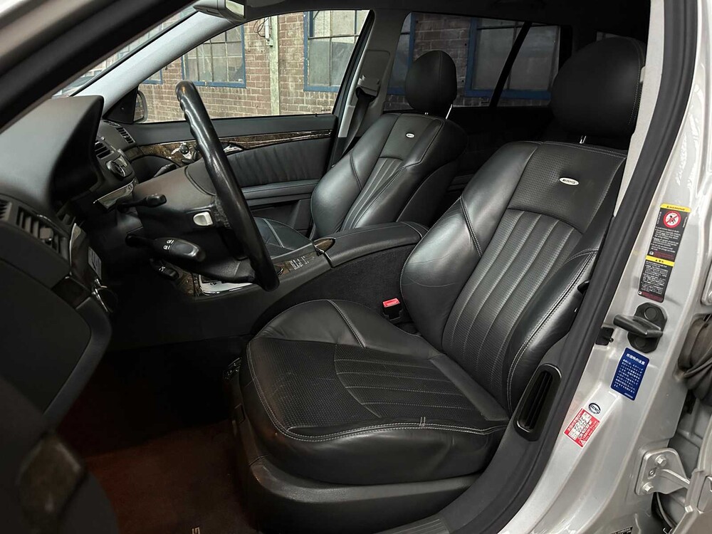 Mercedes-Benz E55 AMG Combi 5.5 V8 476pk 2004 Youngtimer