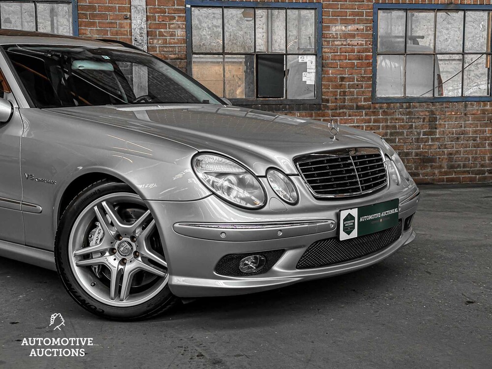 Mercedes-Benz E55 AMG Combi 5.5 V8 476pk 2004 Youngtimer
