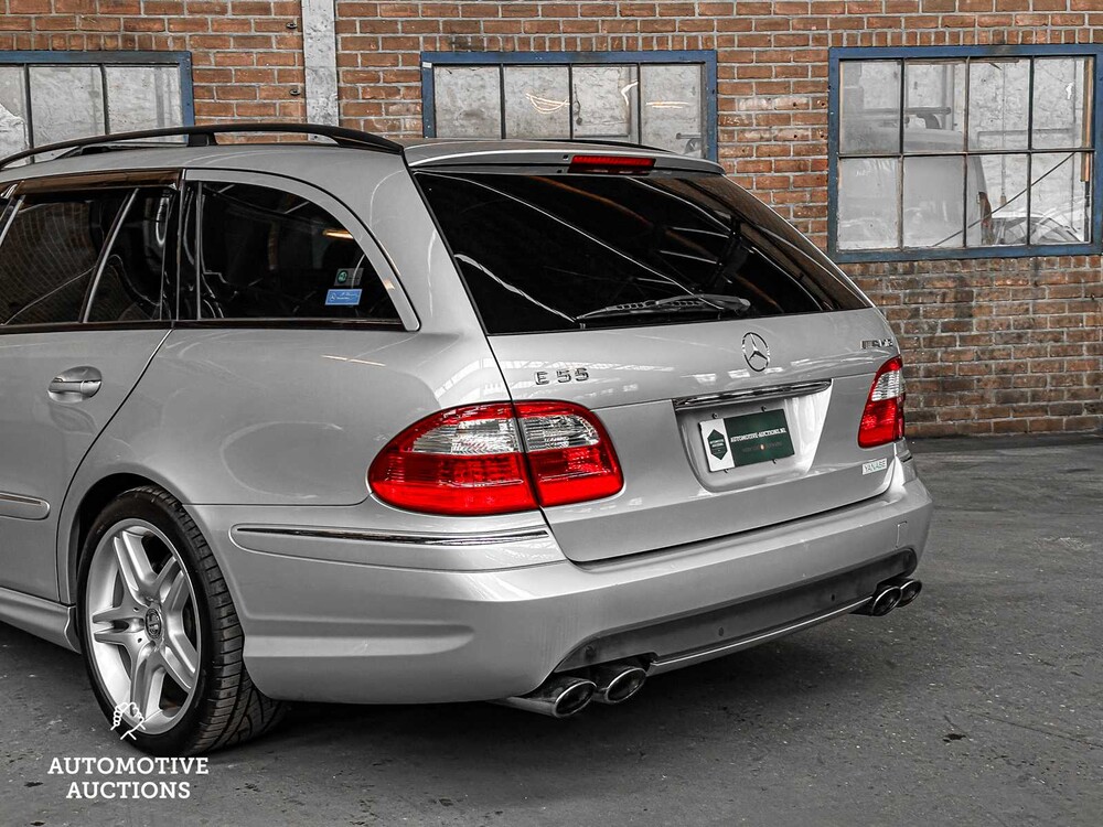 Mercedes-Benz E55 AMG Combi 5.5 V8 476pk 2004 Youngtimer