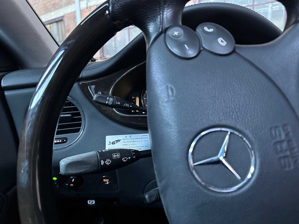 Mercedes-Benz CLS500 5.0 V8 306pk 2005 -Youngtimer-