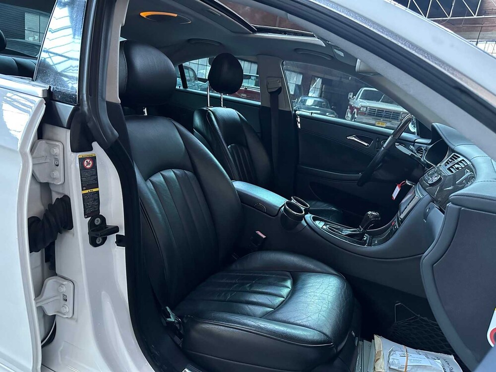 Mercedes-Benz CLS500 5.0 V8 306pk 2005 -Youngtimer-