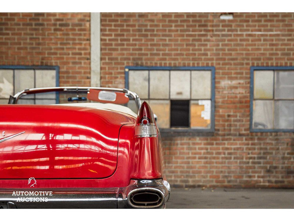 Cadillac Sixty-Two Convertible 5.7 V8 272hp 6267 1956, AM-52-95