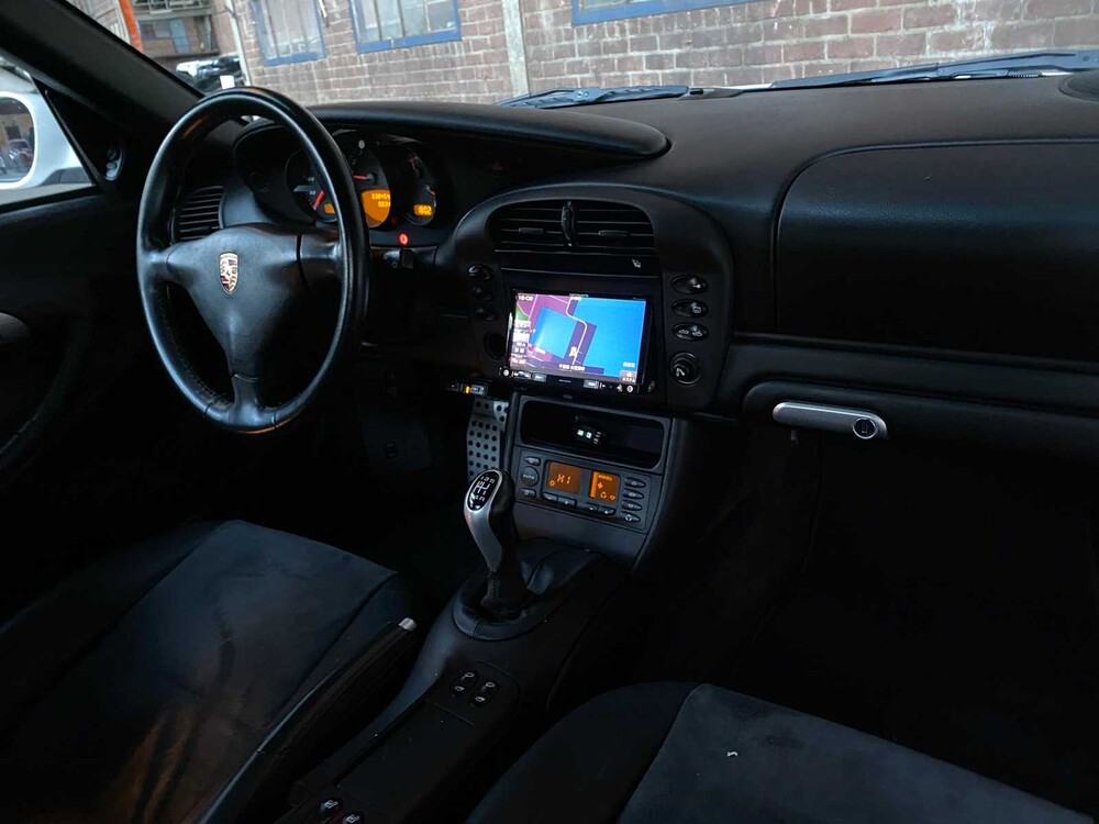 Porsche Boxster 986 Facelift 2.7 228PK 2004 Youngtimer