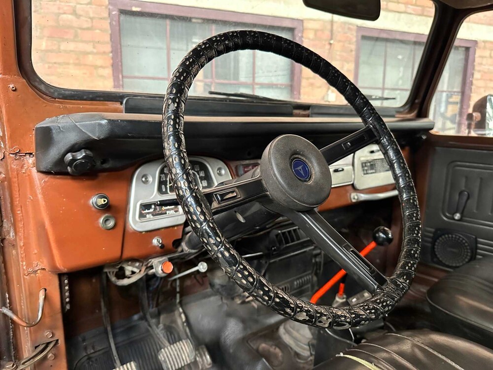 Toyota Landcruiser BJ40 80pk 1978