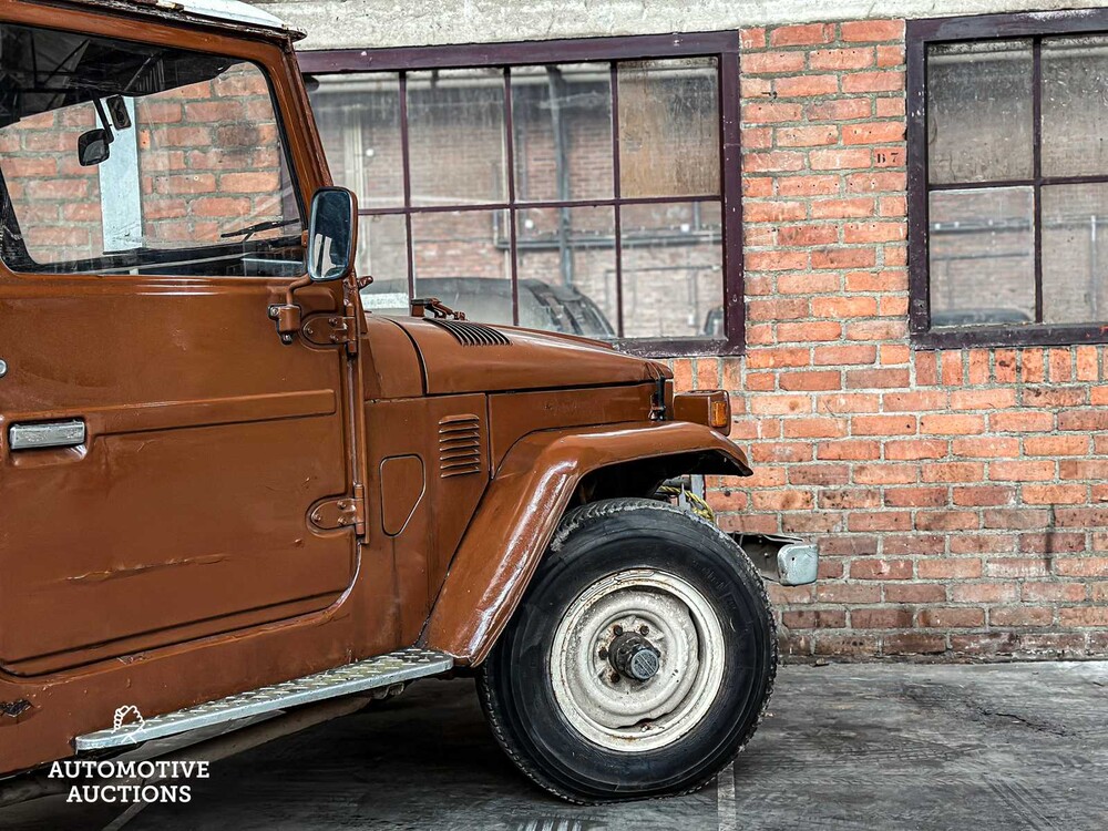 Toyota Landcruiser BJ40 80pk 1978