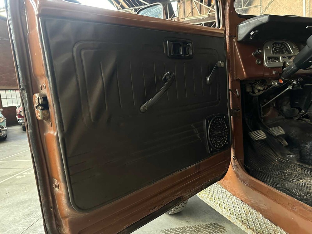 Toyota Landcruiser BJ40 80pk 1978